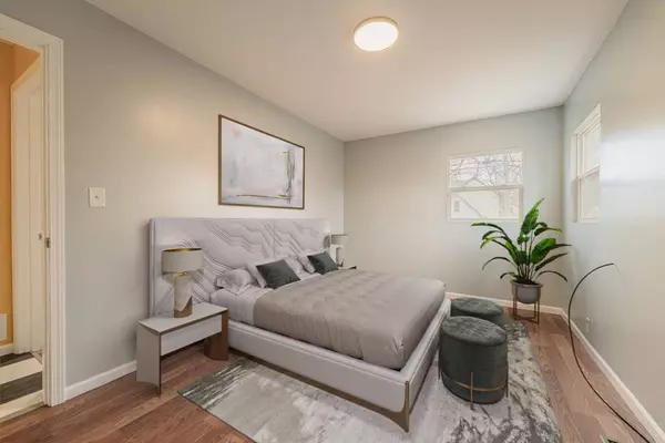 10235 S Wallace ST, Chicago, IL 60628