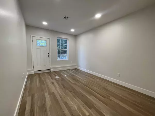 623 38th St #1, Union City, NJ 07087