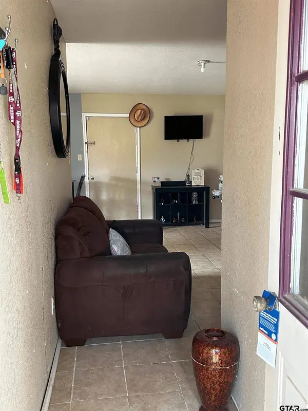 218 N Washington Ave, Alto, TX 75925