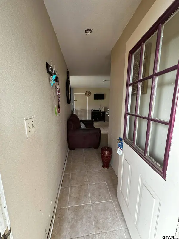 218 N Washington Ave, Alto, TX 75925