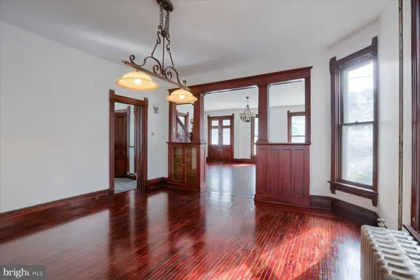 27 W MAIN ST, Elizabethville, PA 17023