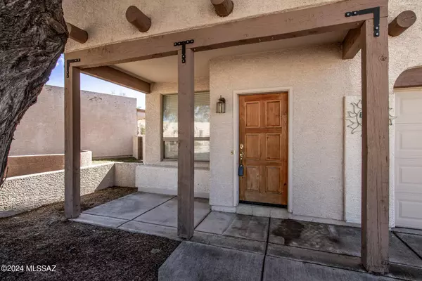 3655 S Escalante Oasis Place, Tucson, AZ 85730