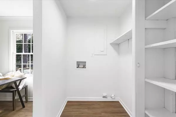 Canterbury Cir, Savannah, GA 31419-2700