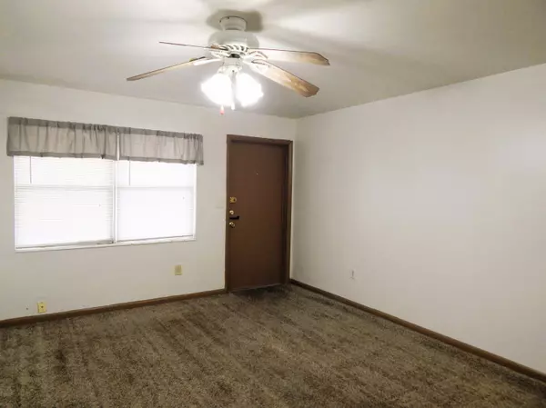 205 W Towne PL, Titusville, FL 32796