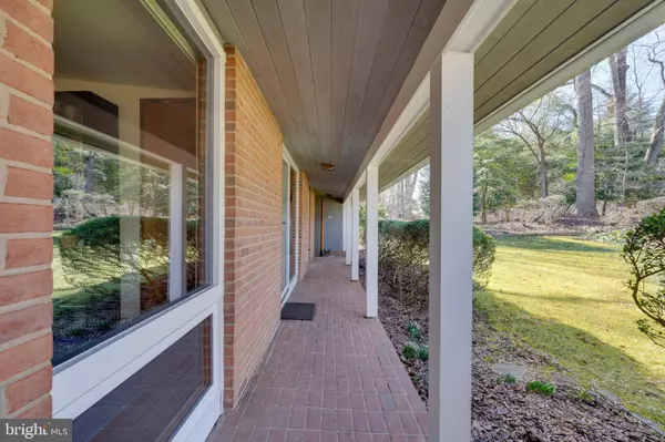 17928 POND RD, Ashton, MD 20861