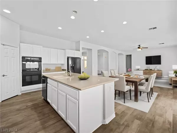 1717 Silent Sunset Avenue, North Las Vegas, NV 89084