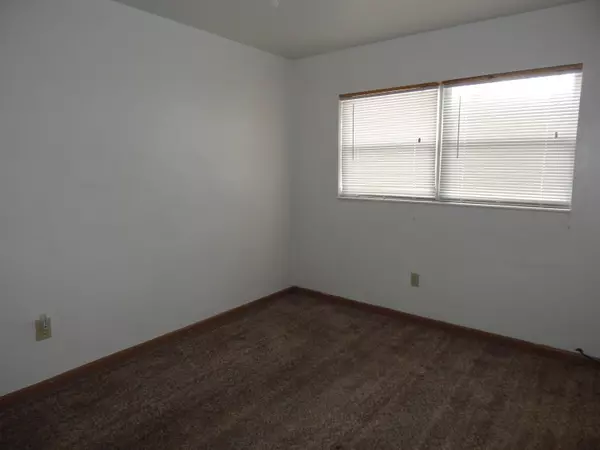 205 W Towne PL, Titusville, FL 32796