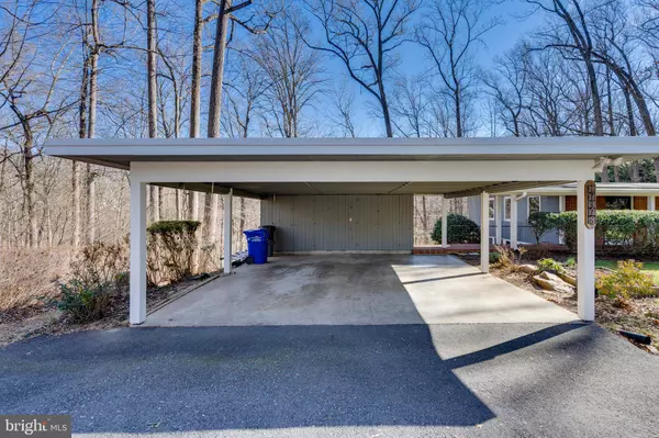 17928 POND RD, Ashton, MD 20861