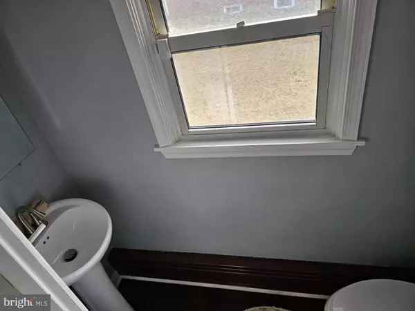 202 CLEVELAND AVE, Cherry Hill, NJ 08002