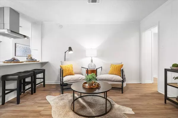 Canterbury Cir, Savannah, GA 31419-2700