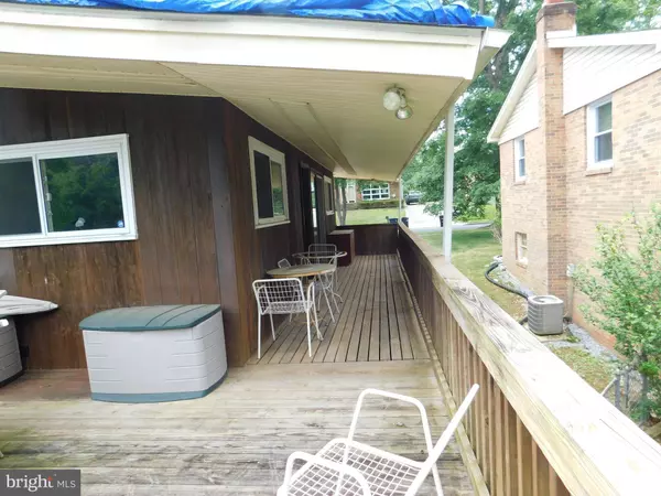 10206 CHAUTAUQUA AVE, Lanham, MD 20706