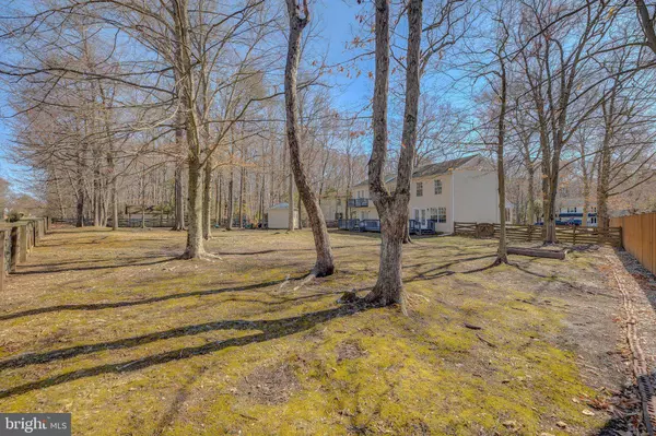 8605 VALLEY DR, Waldorf, MD 20603