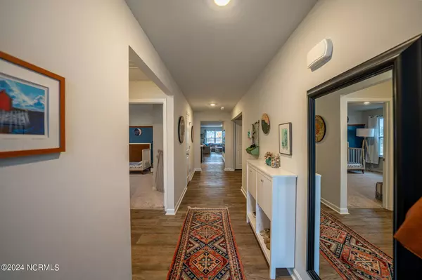 523 Birdsong Drive, Holly Ridge, NC 28445