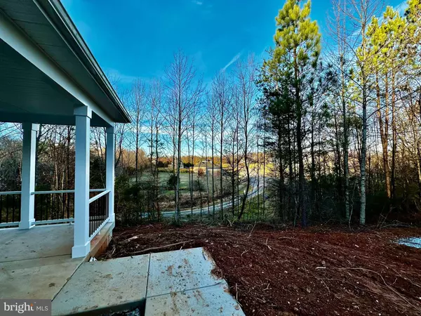 9422 LOVETT LN, Unionville, VA 22567