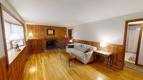 40 Clinton Circle, South Dennis, MA 02660