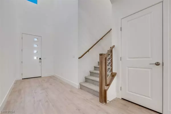 657 Infinity Ridge Street, Las Vegas, NV 89138