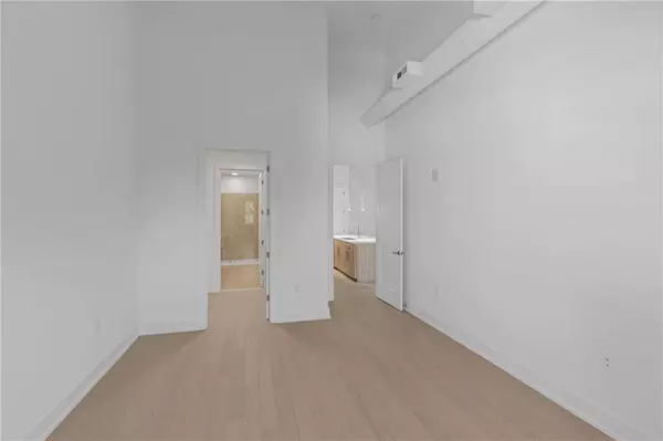 775 Juniper ST NE #209, Atlanta, GA 30308