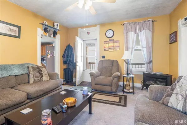 854 Dolsen Street, Frankfort, IN 46041-1301