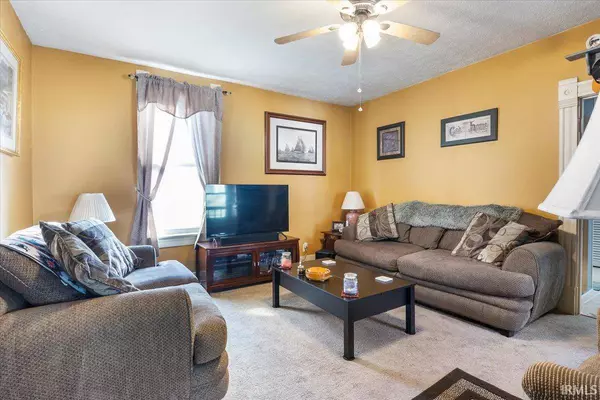 854 Dolsen Street, Frankfort, IN 46041-1301