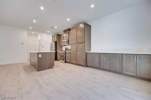 657 Infinity Ridge Street, Las Vegas, NV 89138