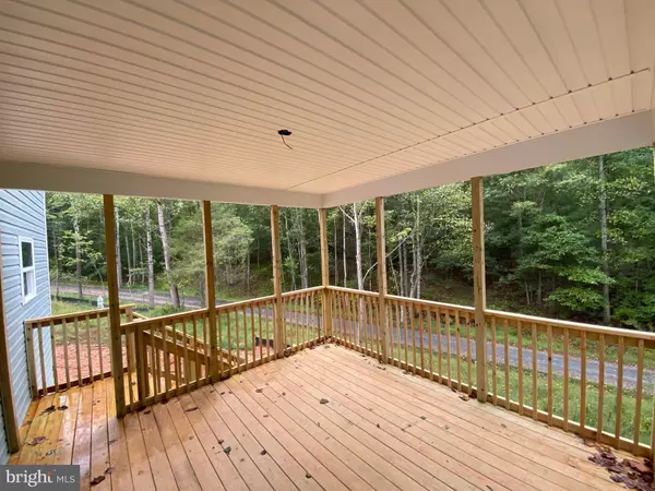 9422 LOVETT LN, Unionville, VA 22567