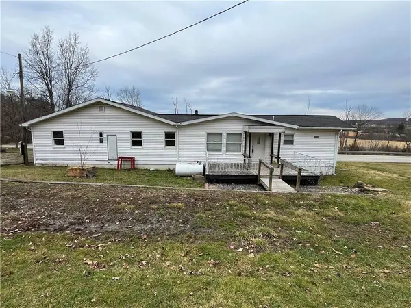 215 Glade Run Road, Carmichaels, PA 15320