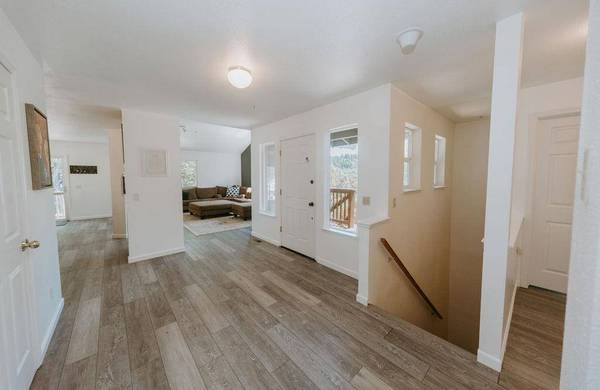 17455 Kangaroo CT, Grass Valley, CA 95949