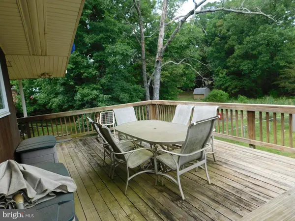 10206 CHAUTAUQUA AVE, Lanham, MD 20706