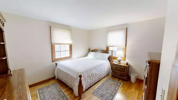 40 Clinton Circle, South Dennis, MA 02660