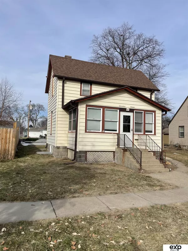 1716 10th Street, Columbus, NE 68601