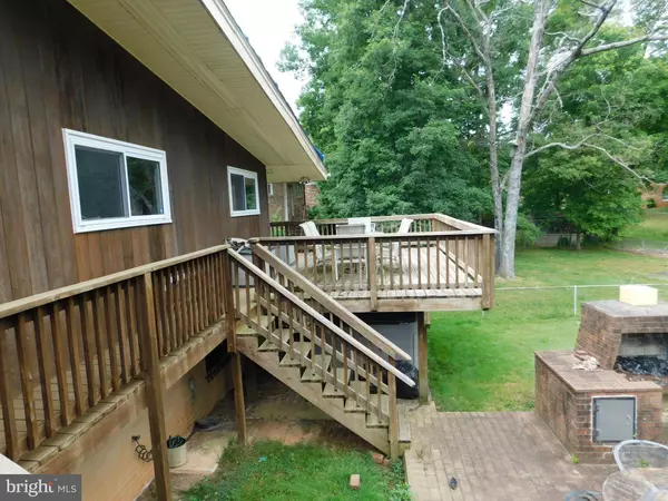 10206 CHAUTAUQUA AVE, Lanham, MD 20706