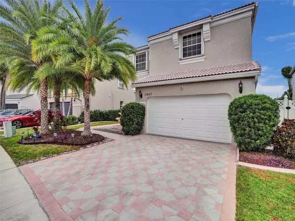 15827 NW 14th Mnr, Pembroke Pines, FL 33028