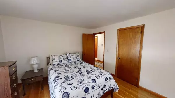 40 Clinton Circle, Dennis, MA 02660