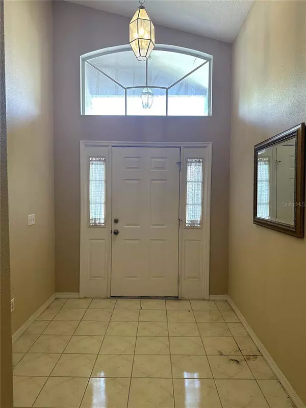 933 ISLANDER AVE, Orlando, FL 32825