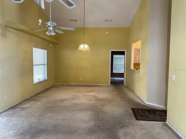 933 ISLANDER AVE, Orlando, FL 32825