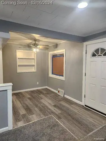 227 W STRATHMORE Avenue, Pontiac, MI 48340