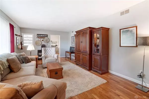 7090 Taywood Road, Englewood, OH 45322