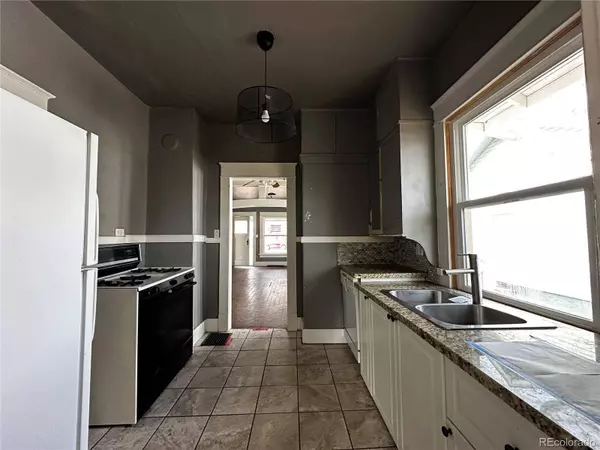 1928 7th AVE, Greeley, CO 80631