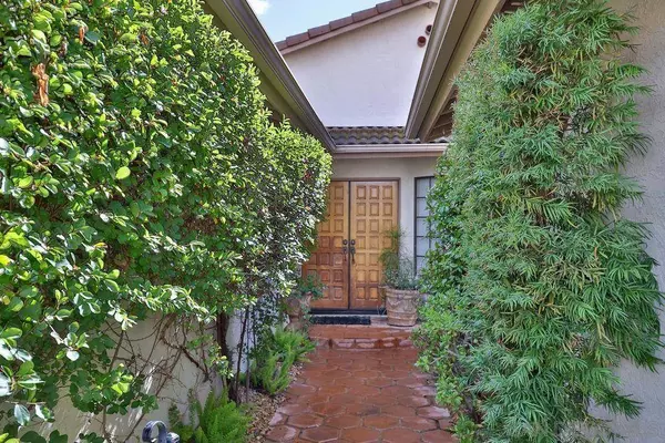 13347 Corte De Comares, San Diego, CA 92128