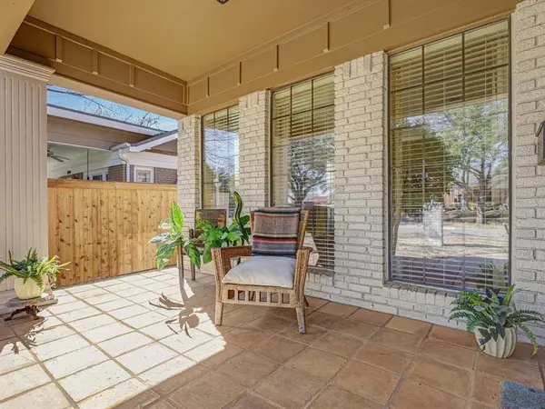 1836 Hillcrest Street, Fort Worth, TX 76107