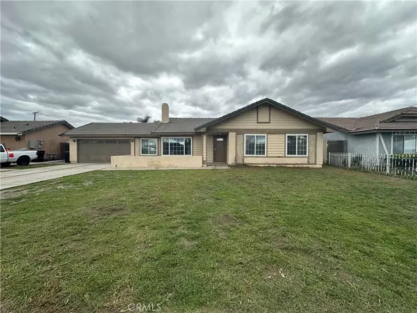 1678 W Etiwanda AVE, Rialto, CA 92376