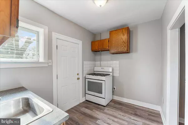 9 8TH ST, Brookhaven, PA 19015