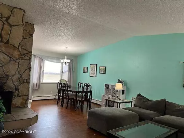 4253 PINNACLE CIR #20, Anchorage, AK 99504