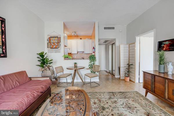 1851 COLUMBIA RD NW #202, Washington, DC 20009