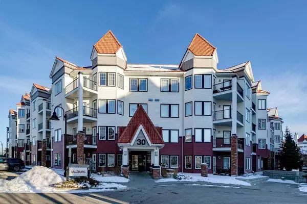 30 Royal Oak PLZ NW #144, Calgary, AB T3G 0C1