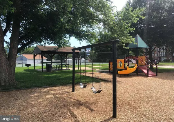 12709 GORDON BLVD #12709, Woodbridge, VA 22192