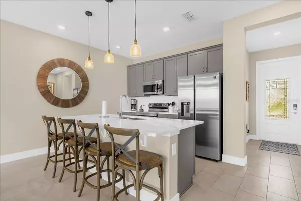 788 DRIVING RANGE CT, Reunion, FL 34747