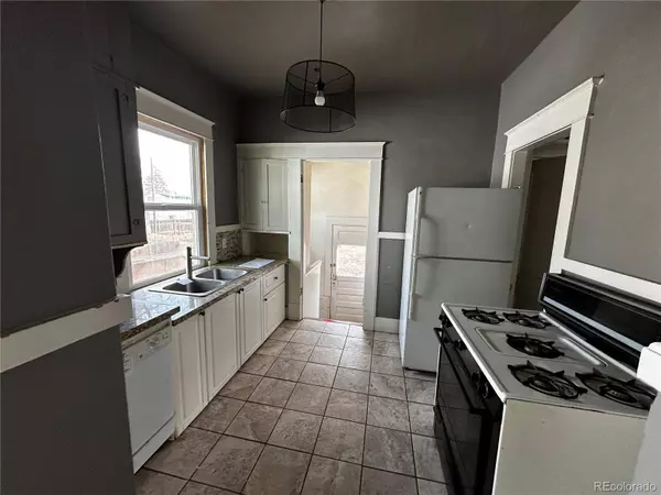 1928 7th AVE, Greeley, CO 80631