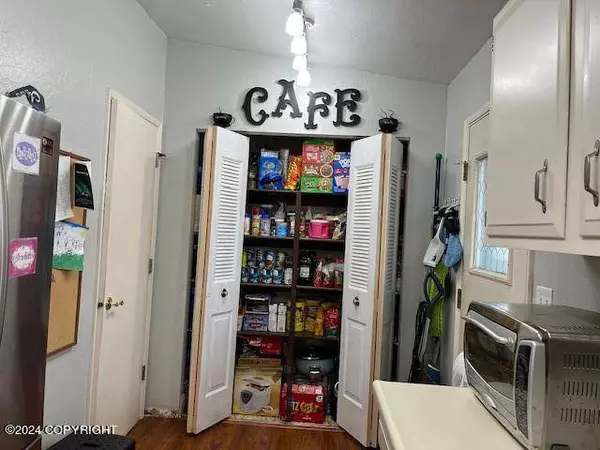 4253 PINNACLE CIR #20, Anchorage, AK 99504