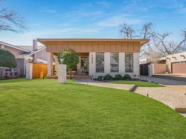 1836 Hillcrest Street, Fort Worth, TX 76107